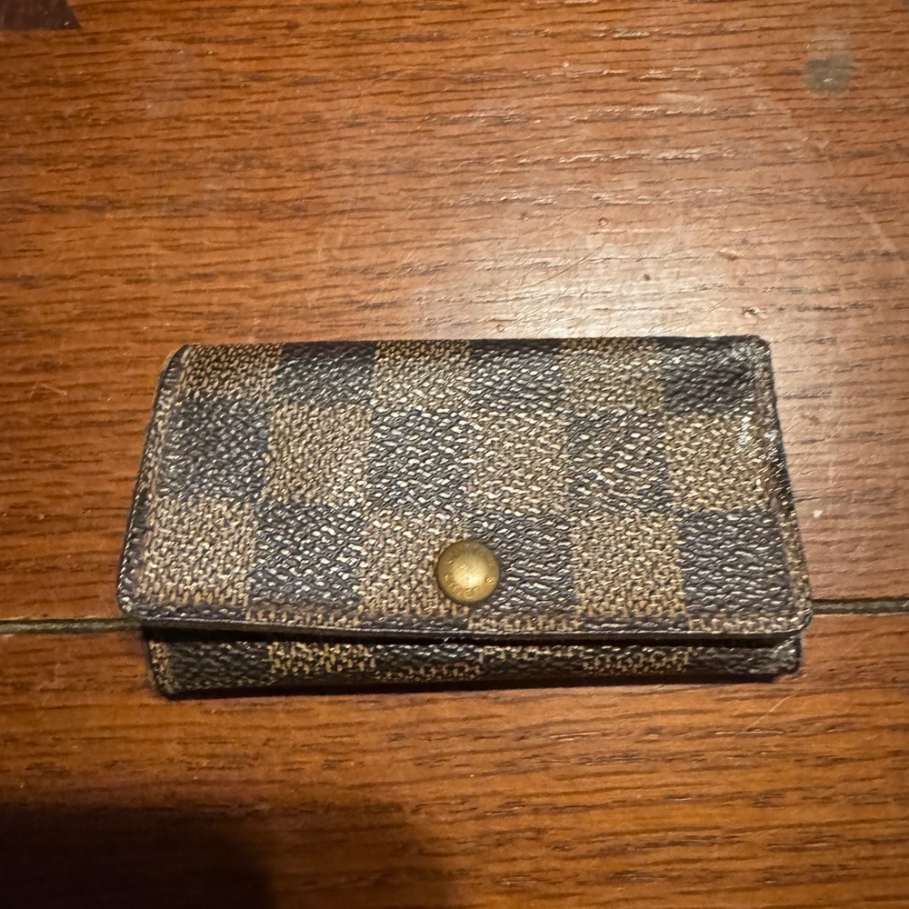 Louis Vuitton Damier 4 key holders (project piece)